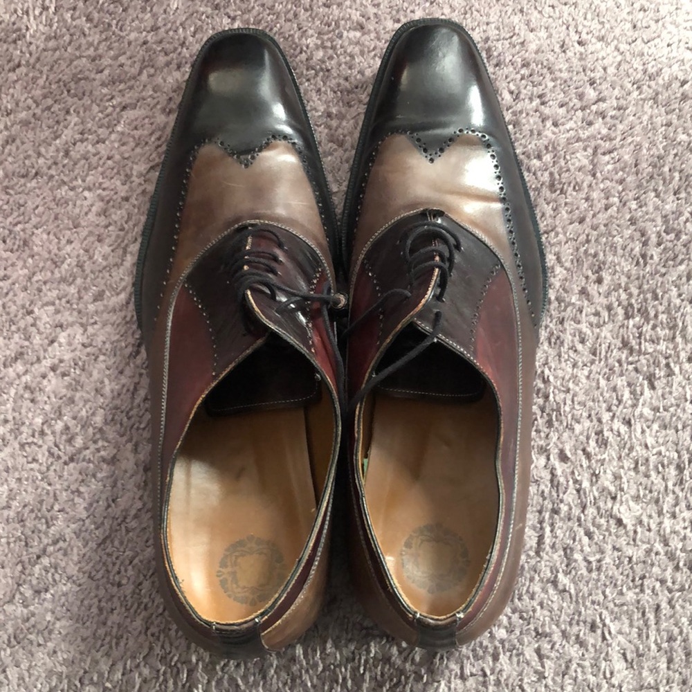 Mezlan two-tone shoe